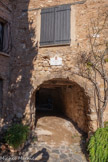 <center>Les Arcs sur Argens.</center>Place du Père Clinchard. Passage du Pàti.