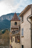 <center>Le Revest-les-Eaux.</center>Le clocher de l'église.