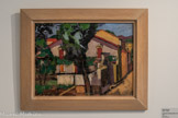 <center>Musée d'Art Moderne de Céret</center>Pierre Brune (1887-1956)
La Route de Maureillas à Céret 1917
Huile sur toile. Séjour à Céret de 1916 à 1956
Etabli à Céret en 1916 pour raisons de santé. Brune ne quitte le Vallespir que pour des expositions à Paris ou Toulouse. Sa maison, le Castellas, devient un lieu privilégié de rencontre entre artistes de passage.
La composition est ici structurée par des plans nets cernés de noir, des arbres charpentent le tableau. Un bronze de Brune par René Carvillani lui rend hommage dans le patio.