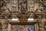 <center>Le couvent des franciscains.</center>L'entablementest  orné en son centre du médaillon armorié des commanditaires de l'œuvre. Après deux siècles et demi de transmission familiale, le mas Girvès est vendu au début du XXe siècle. Le retable subit le même sort en 1946. Il quitte alors la Cerdagne pour orner une chapelle de la région parisienne. Après ce long exil, le retable du mas Girvès est acquis en 1982 par le Département des Pyrénées- Orientales