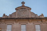 <center>Ancien évêché</center>Armoiries de Monseigneur Carsalade du Pont avec sa devise Salus non putresco.