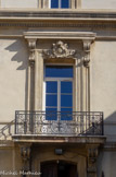 <center>Hôtel de Police.</center>Un beau balcon en ferronnerie.