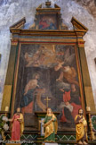 <center>L'église Saint-Martin. </center>Retable de Ste Brigitte de Suède. Au sommet, dans le fronton brisé, Diau le Père.
