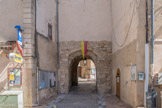 <center> Tavernes. </center> Porte médiévale.