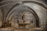 <center>La crypte de l'abbatiale de Saint-Gilles. </center>