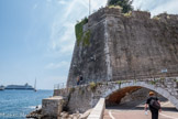 <center>Villefranche-sur-Mer. La Citadelle Saint-Elme</center> La citadelle Saint Elme est une commande du Duc de Savoie Emmanuel-Philibert en 1556 à Andrea Provana de Leyni, architecte et ingénieur au service du Duc et de Charles Quint. Elle a été réalisée par les ingénieurs italiens Benedetto Ala et Gianmaria Olgiati.

Elle fut construite pour la défense de la rade et le contrôle du port de Villefranche. Son architecture est adaptée à la topographie particulière du site dominé par les pentes du Mont Alban. La citadelle de Villefranche sur Mer fait partie de ces édifices militaires 