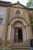 <center>Châteauneuf-du-Pape.</center> L'église Notre Dame de l'Assomption. L'église sera agrandie en 1783 puis entre 1853 et 1859. L'édifice actuel correspond à celui de la fin du XIXème siècle.